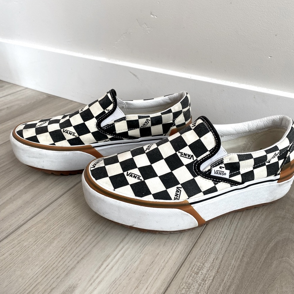 Checkered slip on platform vans size 8